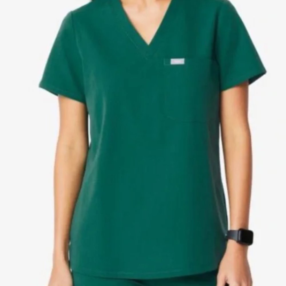 Figs Emerald Green Scrub Set